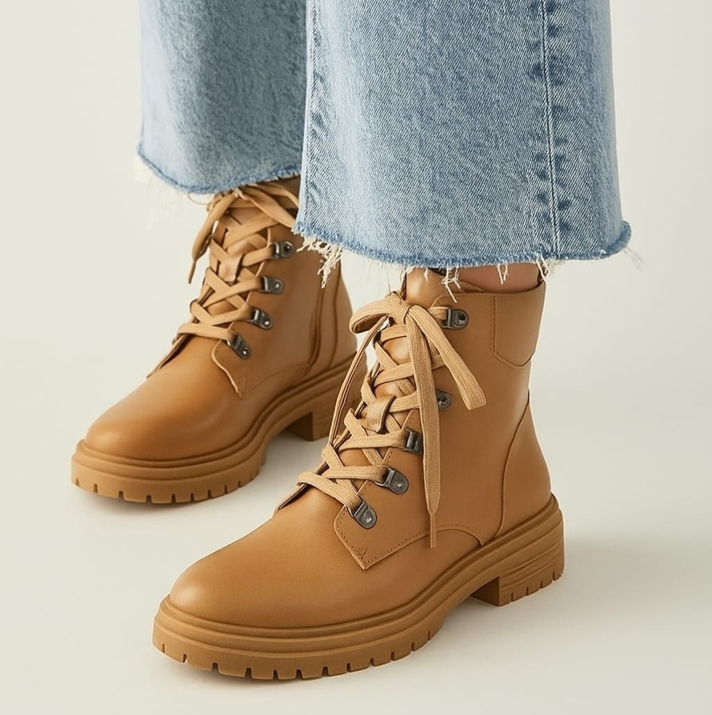 NWOT Women's J.Jill Dakota Luxer Hiker Dark Camel Lace-Up Ankle Boots, Size 8 M